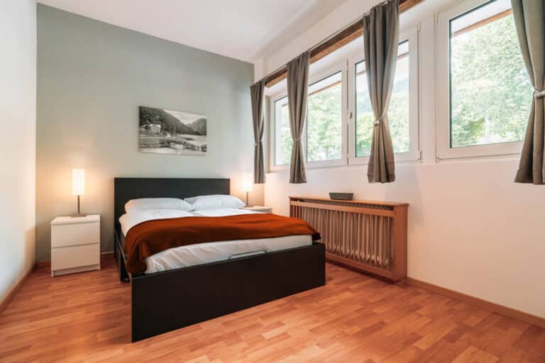 A7304532_Decke_Orange